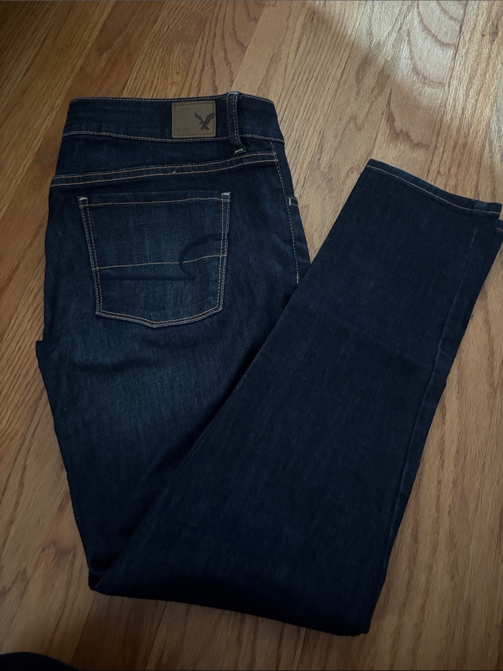American Eagle Outfitters Women’s Dark Blue Skinny Jeans